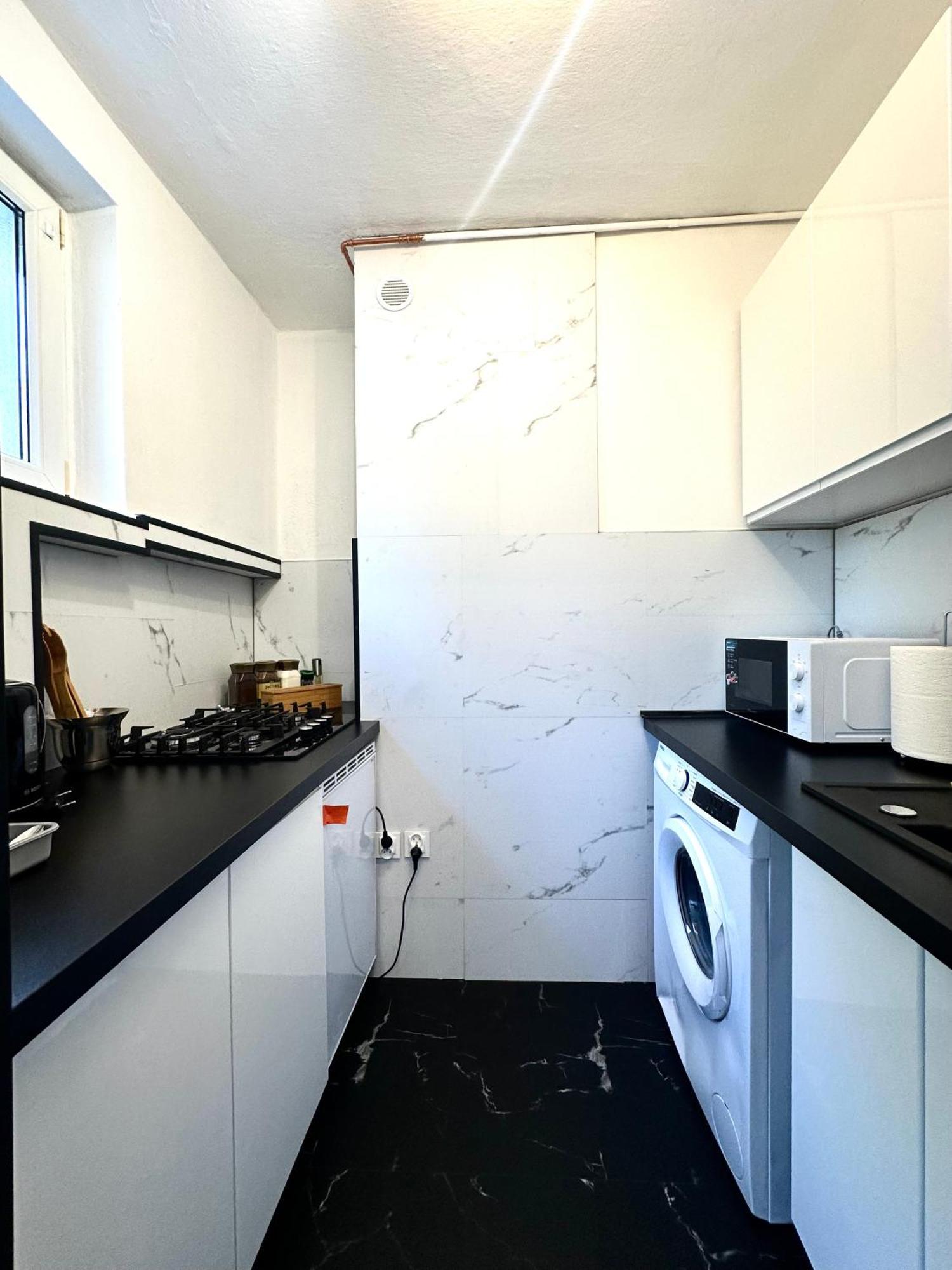 Wita Stwosza Apartment - Self Check-In 20H فروتسواف المظهر الخارجي الصورة